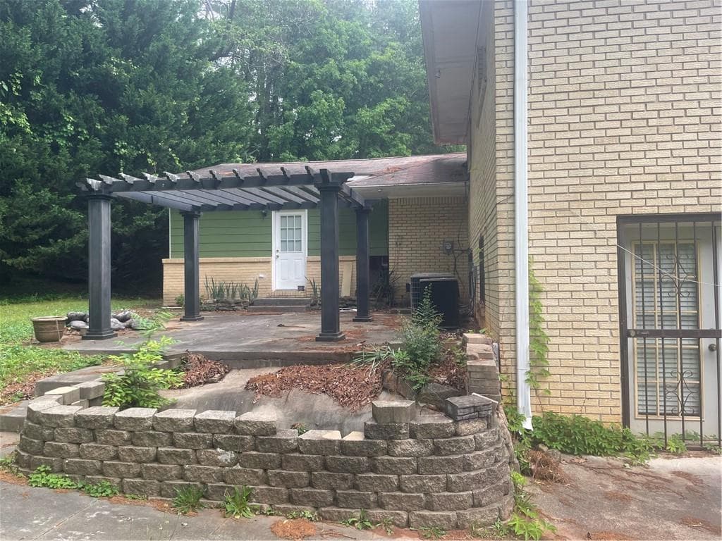 4 bedroom, 4 bathroom, 2,441 sq ft single family residence for sale at 1142 Hilburn Drive, Atlanta, GA 30316 — photo 4