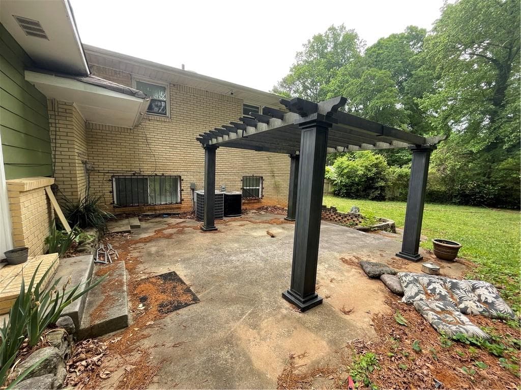 4 bedroom, 4 bathroom, 2,441 sq ft single family residence for sale at 1142 Hilburn Drive, Atlanta, GA 30316 — photo 7
