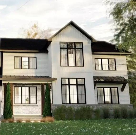 3 bedroom, 3 bathroom, 2,833 sq ft single family residence under contract at 1204 Hollytree Court, Snellville, GA 30078