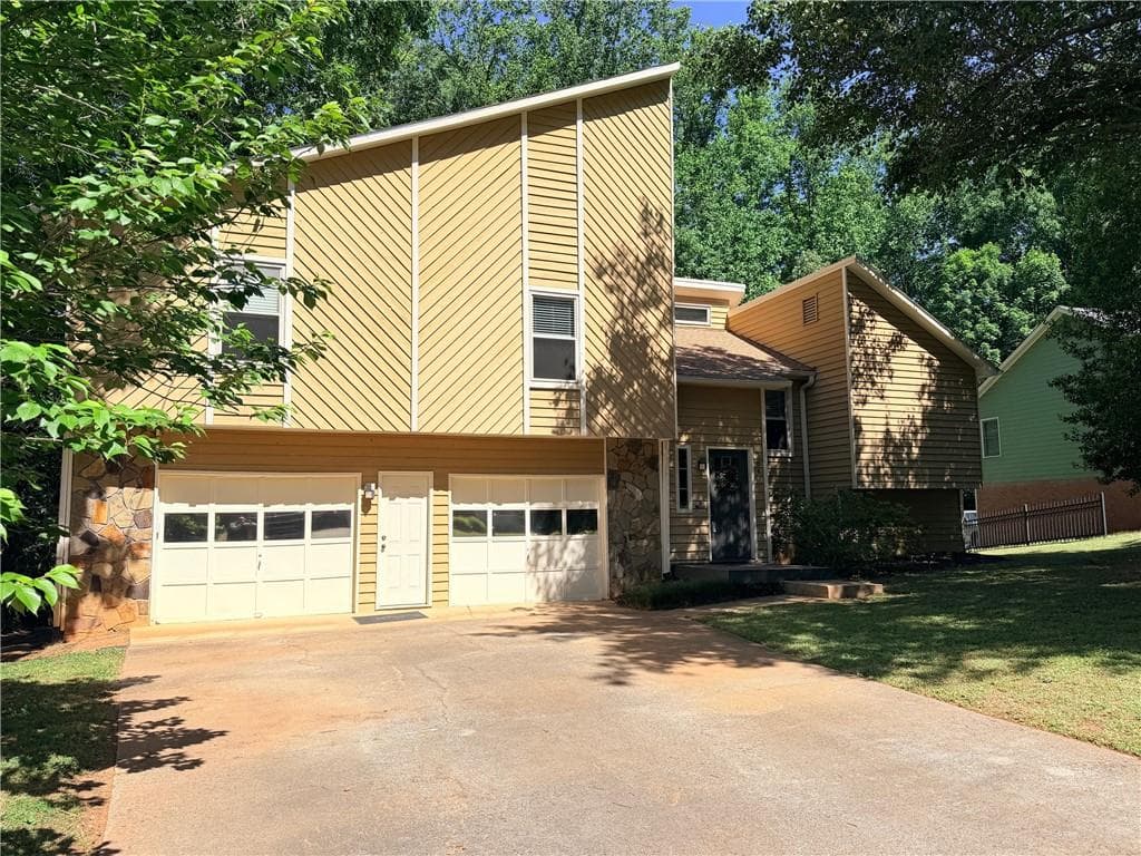 284 Angla Drive, Smyrna, GA 30082 — most recent listing photo