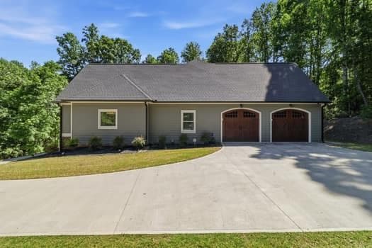 3 bedroom, 4 bathroom, 2,804 sq ft single family residence for sale at 77 Hampton Farms Trail, Jasper, GA 30143 — photo 3
