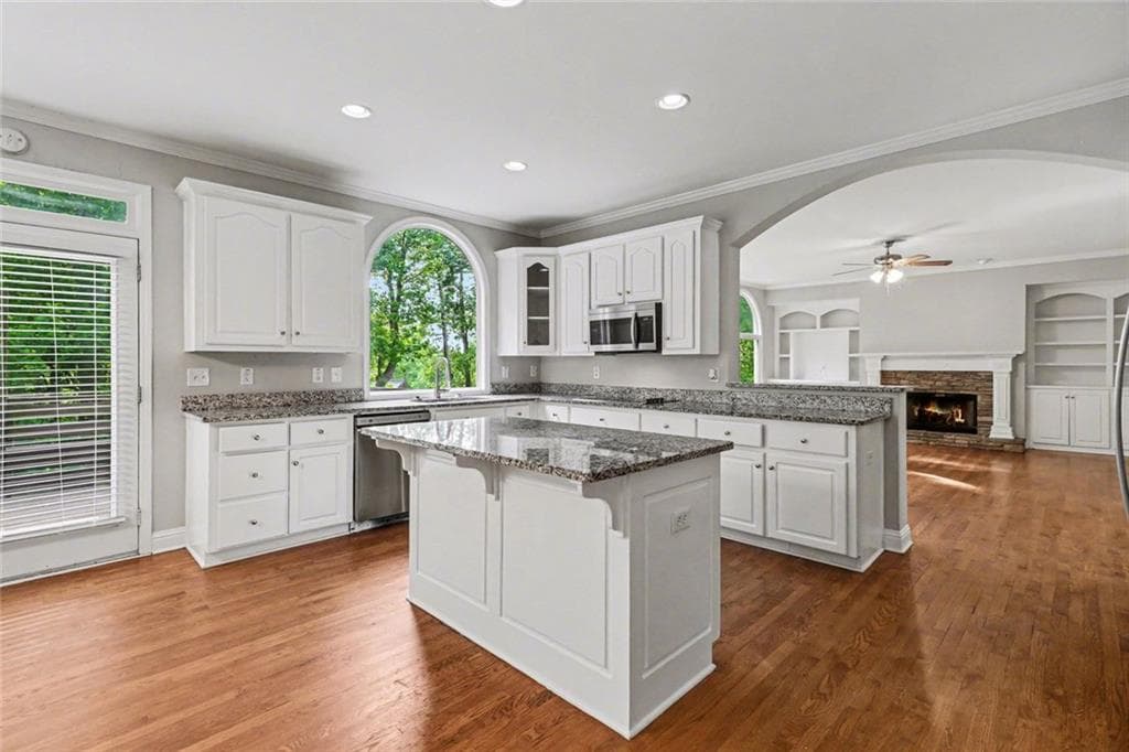 4 bedroom, 5 bathroom, 3,246 sq ft single family residence for sale at 1253 Hadaway Garden Drive, Kennesaw, GA 30152 — photo 10