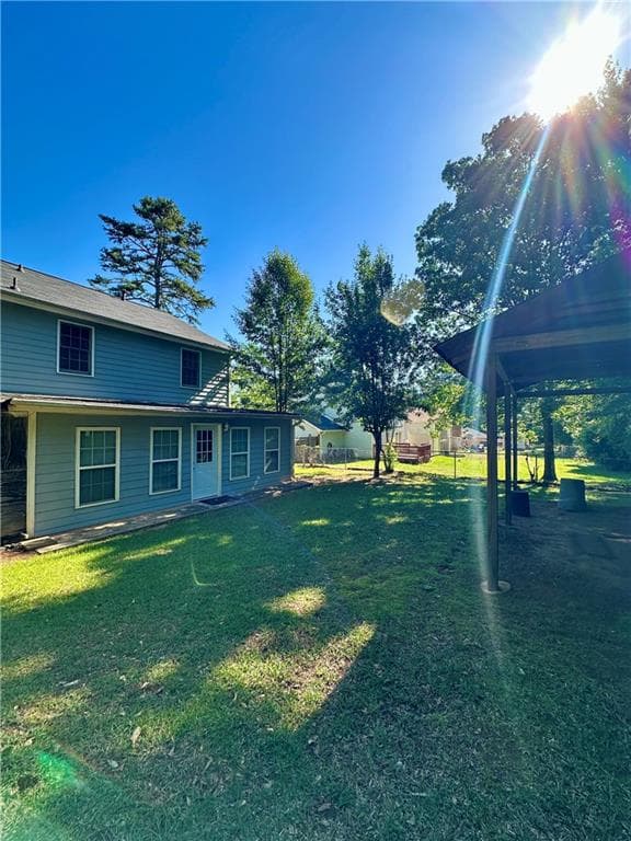 3 bedroom, 3 bathroom, 1,820 sq ft single family residence under contract at 309 Windsor Walk, Conyers, GA 30094 — photo 3