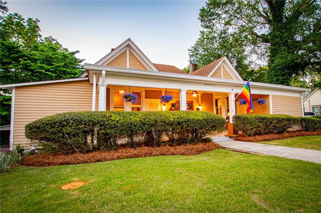 410 Cedar Street, Carrollton, GA 30117 — most recent listing photo