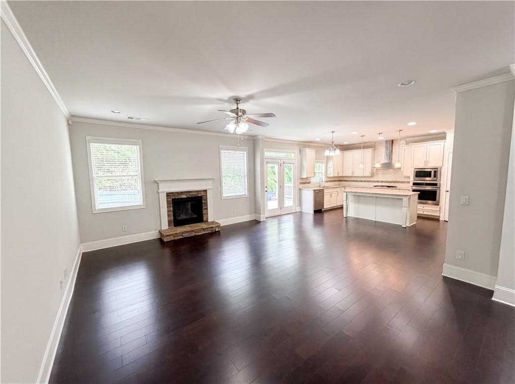4 bedroom, 3 bathroom, 2,932 sq ft single family residence under contract at 1865 Beckham Street, Cumming, GA 30041 — photo 3