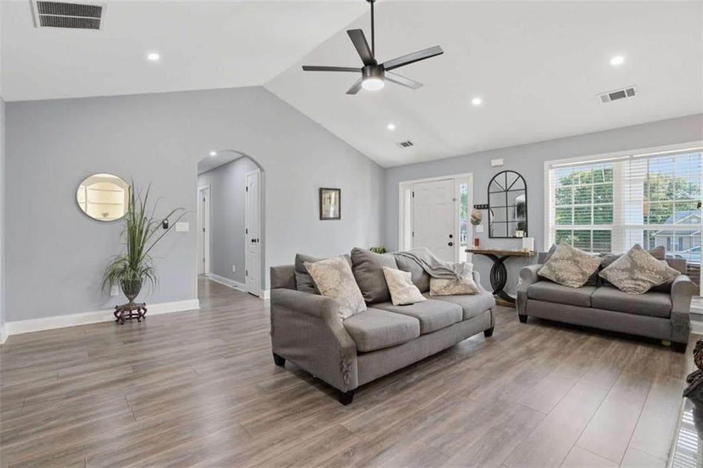 4 bedroom, 3 bathroom, 2,174 sq ft single family residence for sale at 1554 Montana Court, Winder, GA 30680 — photo 4