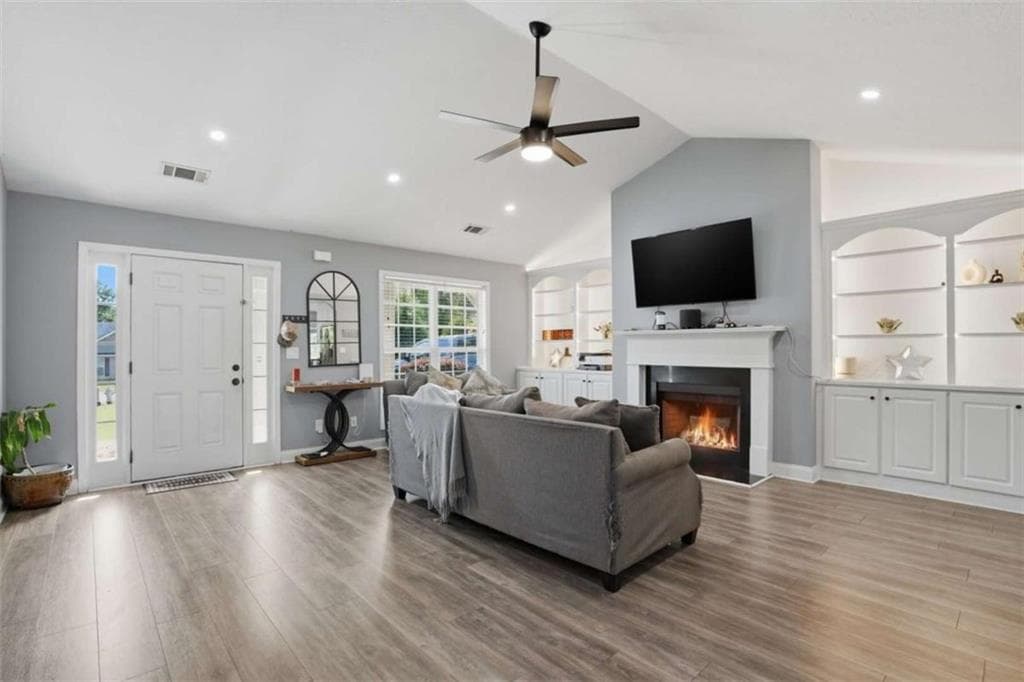 4 bedroom, 3 bathroom, 2,174 sq ft single family residence for sale at 1554 Montana Court, Winder, GA 30680 — photo 6