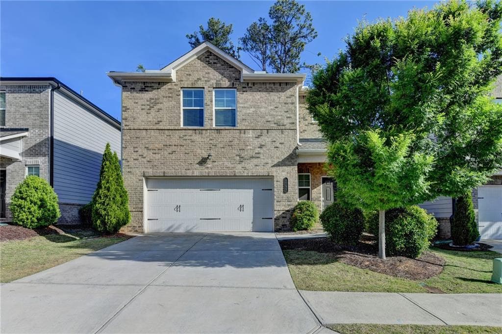4 bedroom, 3 bathroom, 1,841 sq ft single family residence for sale at 4797 Waxwing Street, Hoschton, GA 30548 — photo 1 of 34
