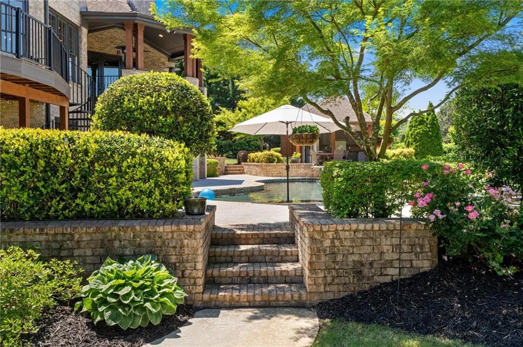 5 bedroom, 7 bathroom, 9,178 sq ft single family residence for sale at 2725 Drayton Hall Drive, Buford, GA 30519 — photo 3