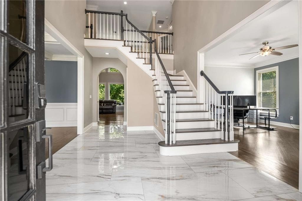 5 bedroom, 5 bathroom, 3,838 sq ft single family residence for sale at 220 Milano Drive, Atlanta, GA 30331 — photo 2