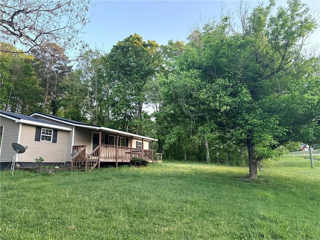 3 bedroom, 1 bathroom, 1,100 sq ft single family residence sold at 3737 Buchanan Highway, Cedartown, GA 30125
