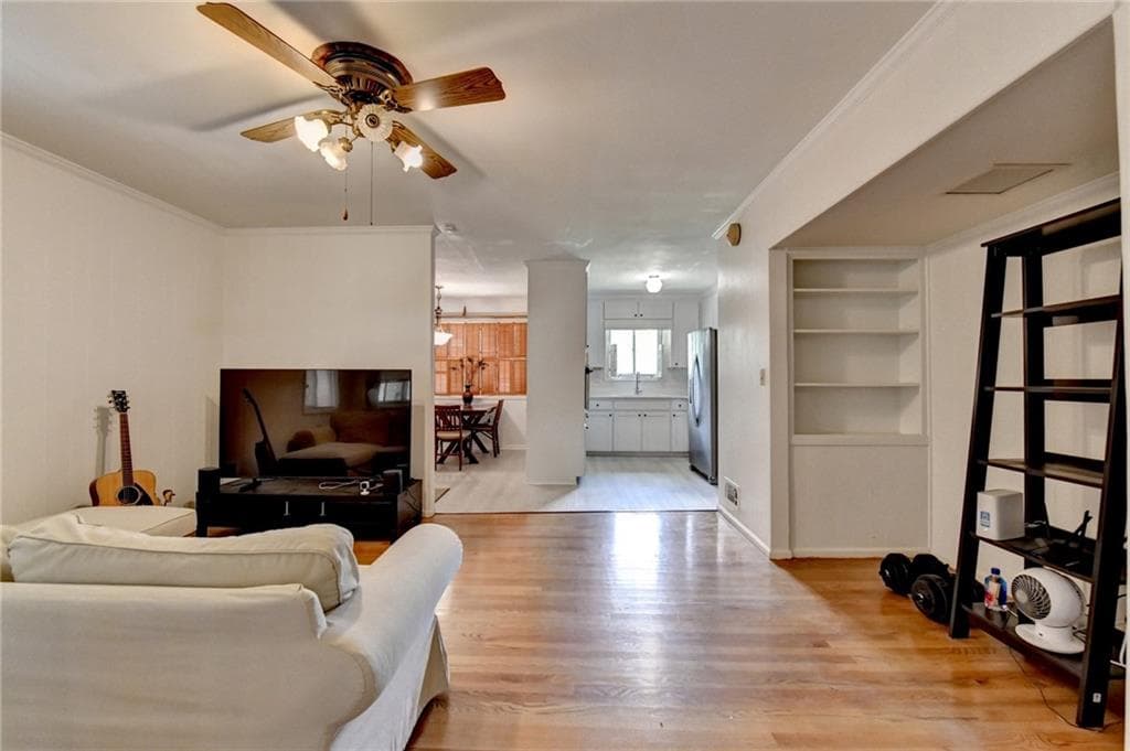 4 bedroom, 2 bathroom, 1,598 sq ft single family residence for sale at 2826 Marlin Drive, Atlanta, GA 30341 — photo 4