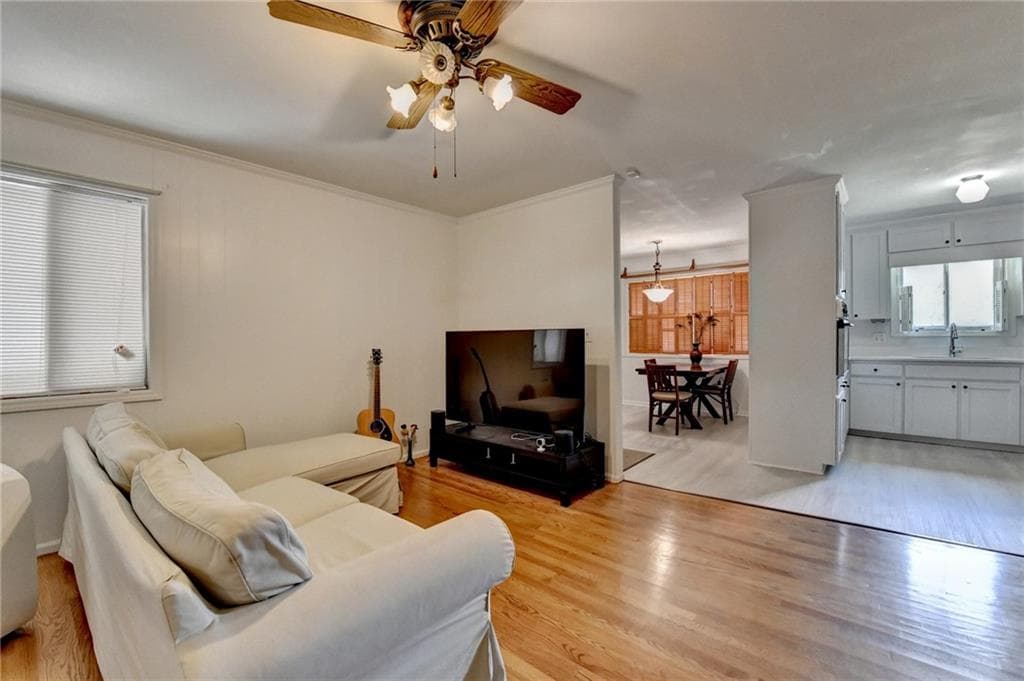 4 bedroom, 2 bathroom, 1,598 sq ft single family residence for sale at 2826 Marlin Drive, Atlanta, GA 30341 — photo 5