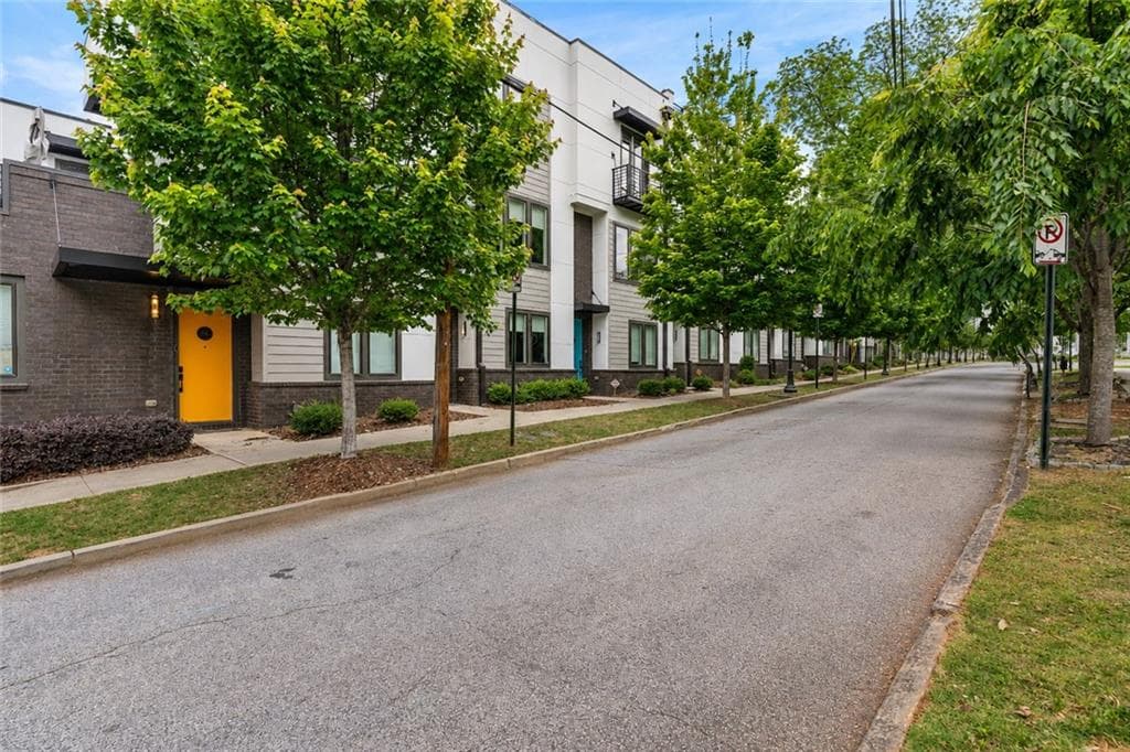 3 bedroom, 3 bathroom, 1,550 sq ft townhouse sold at 415 Gartrell Street 16, Atlanta, GA 30312