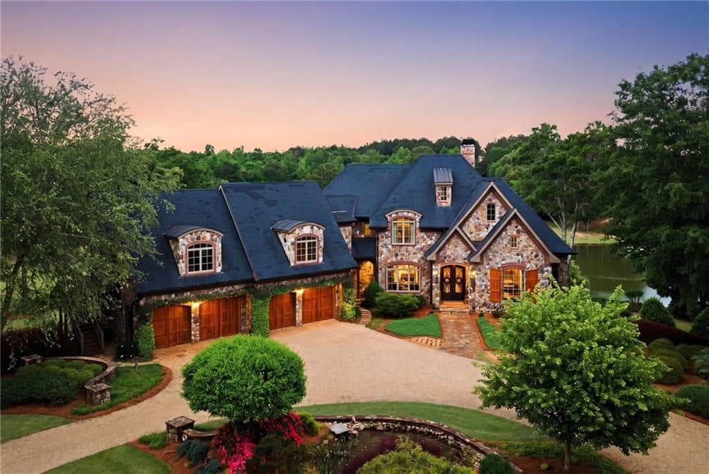 5 bedroom, 6 bathroom, 9,006 sq ft single family residence for sale at 4239 Lower Jersey Road, Covington, GA 30014 — photo 2