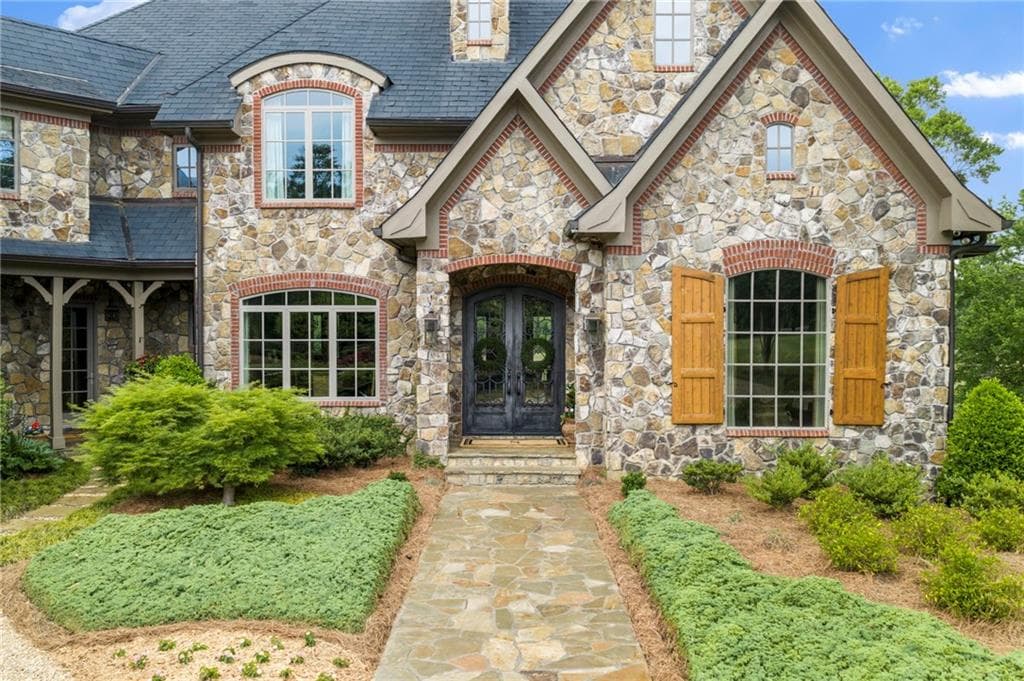 5 bedroom, 6 bathroom, 9,006 sq ft single family residence for sale at 4239 Lower Jersey Road, Covington, GA 30014 — photo 10
