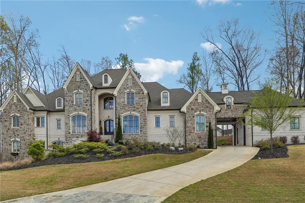 7 bedroom, 8 bathroom, 9,900 sq ft single family residence for sale at 252 Traditions Drive, Alpharetta, GA 30004 — photo 3
