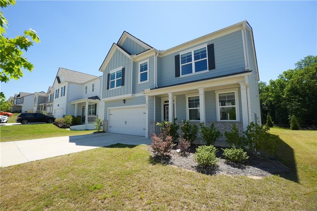 5 bedroom, 3 bathroom, 2,849 sq ft single family residence for sale at 1433 Braselton Village Parkway, Braselton, GA 30517 — photo 3