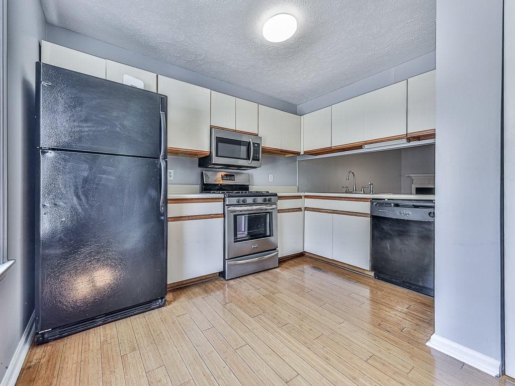 2 bedroom, 3 bathroom, 1,152 sq ft townhouse for sale at 382 Oak Harbor Trail, Marietta, GA 30066 — photo 5