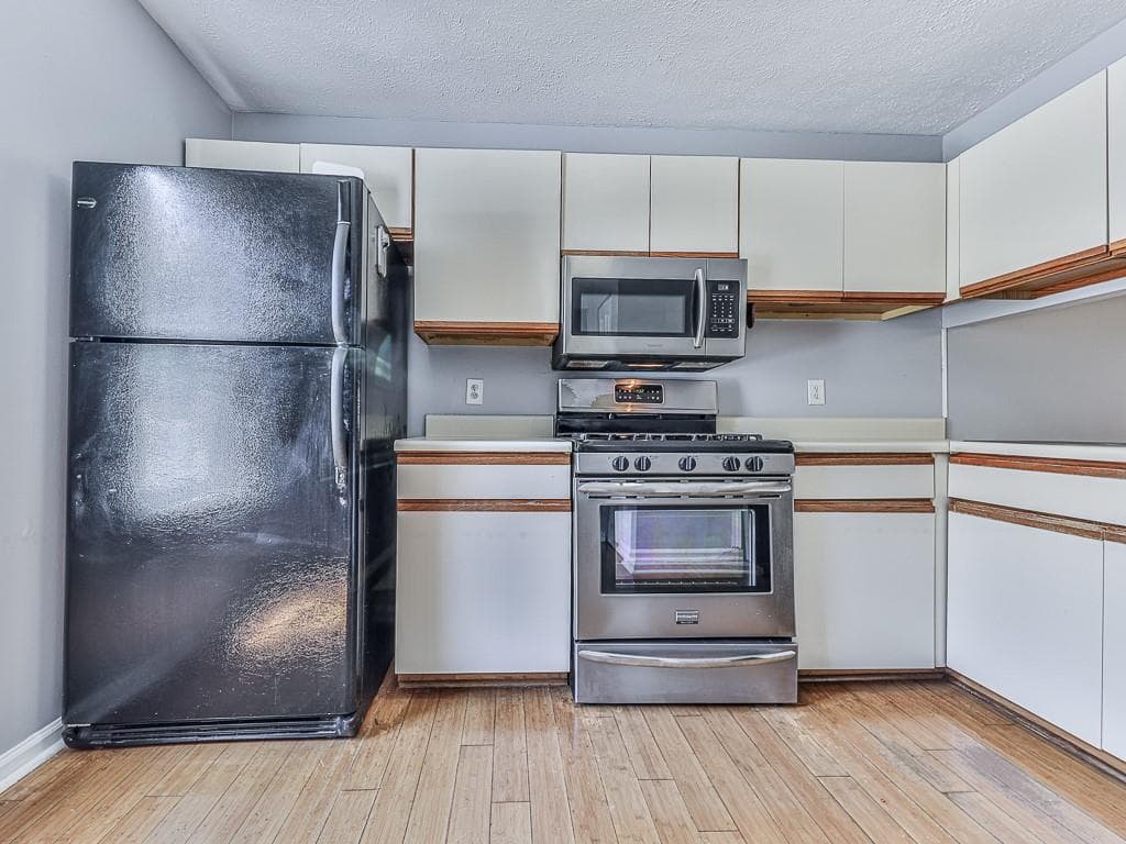 2 bedroom, 3 bathroom, 1,152 sq ft townhouse for sale at 382 Oak Harbor Trail, Marietta, GA 30066 — photo 7