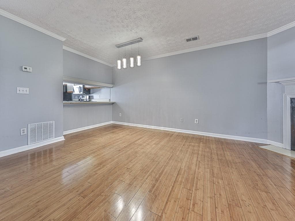 2 bedroom, 3 bathroom, 1,152 sq ft townhouse for sale at 382 Oak Harbor Trail, Marietta, GA 30066 — photo 9