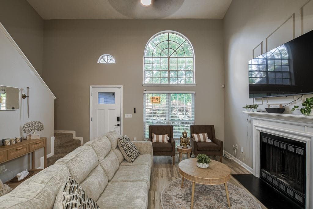 4 bedroom, 2 bathroom, 1,776 sq ft single family residence for sale at 2005 Downs Place, Lithonia, GA 30058 — photo 5