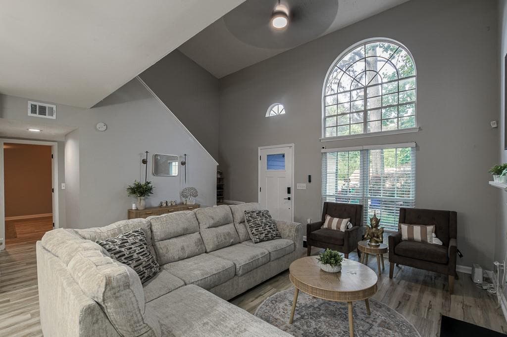 4 bedroom, 2 bathroom, 1,776 sq ft single family residence for sale at 2005 Downs Place, Lithonia, GA 30058 — photo 9