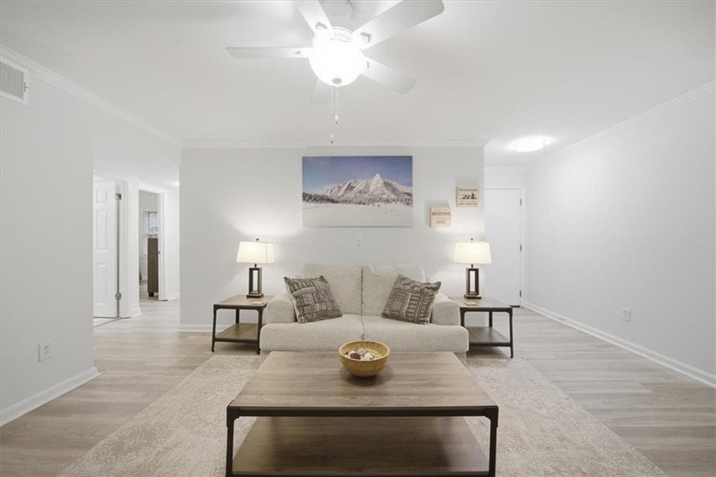 2 bedroom, 2 bathroom, 1,273 sq ft condominium for sale at 32 Arpege Way 32, Atlanta, GA 30327 — photo 3
