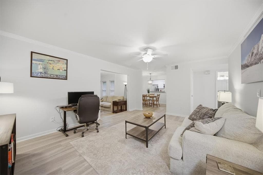 2 bedroom, 2 bathroom, 1,273 sq ft condominium for sale at 32 Arpege Way 32, Atlanta, GA 30327 — photo 4
