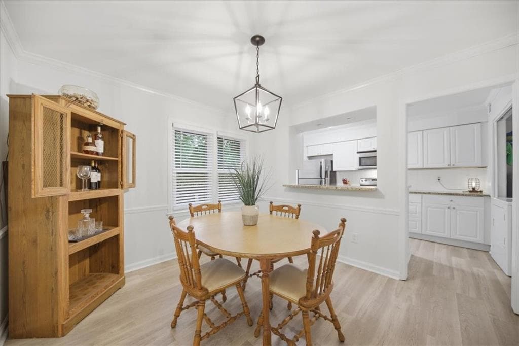 2 bedroom, 2 bathroom, 1,273 sq ft condominium for sale at 32 Arpege Way 32, Atlanta, GA 30327 — photo 6