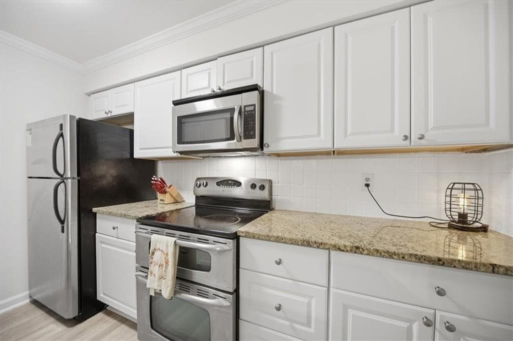 2 bedroom, 2 bathroom, 1,273 sq ft condominium for sale at 32 Arpege Way 32, Atlanta, GA 30327 — photo 9