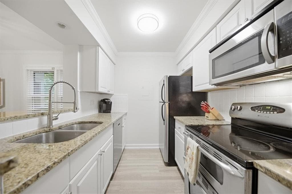 2 bedroom, 2 bathroom, 1,273 sq ft condominium for sale at 32 Arpege Way 32, Atlanta, GA 30327 — photo 10