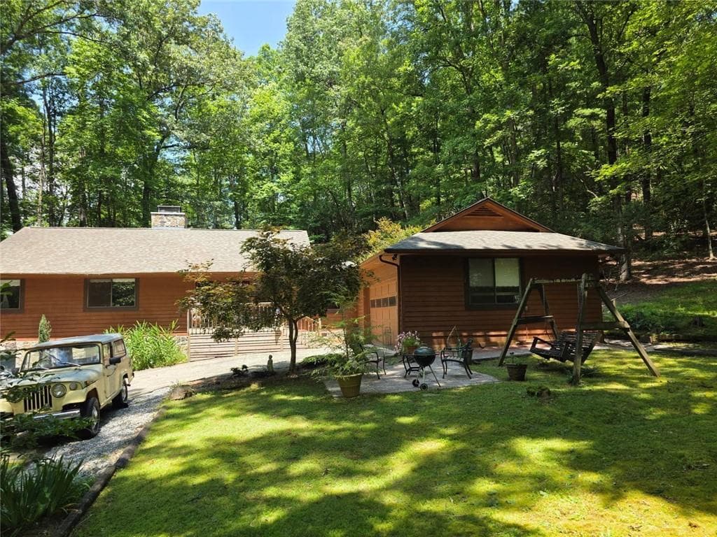 231 Laurelwood, Sautee Nacoochee, GA 30571 — most recent listing photo