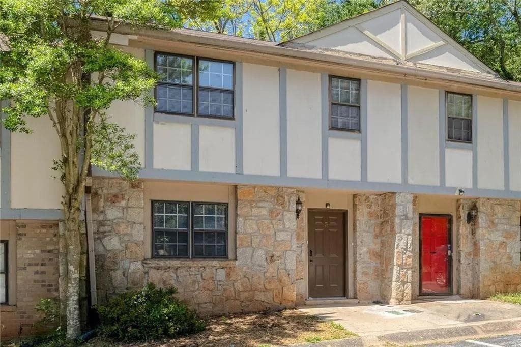 2 bedroom, 3 bathroom townhouse for rent at 1150 Rankin Street, Stone Mountain, GA 30083 for $1,850 a month