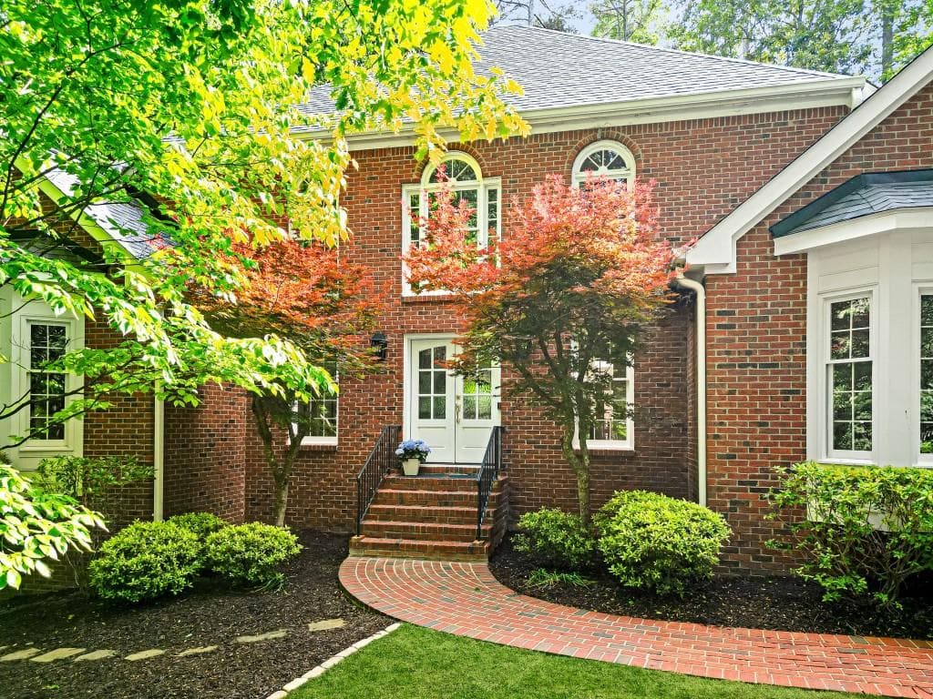 895 Waddington Court, Sandy Springs, GA 30350 — most recent listing photo