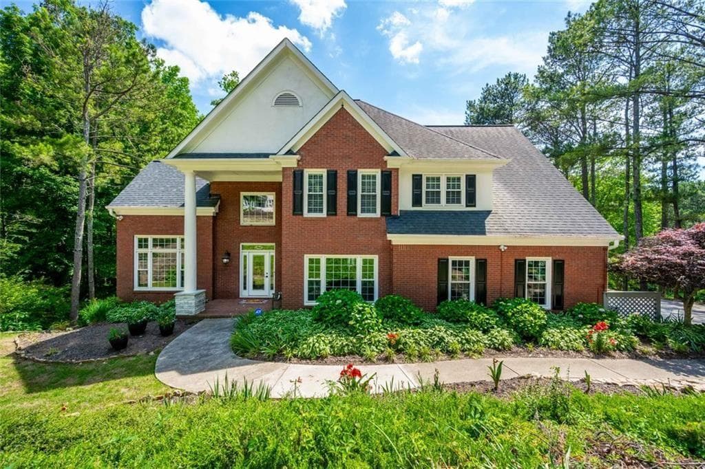 585 Kensington Farms Drive