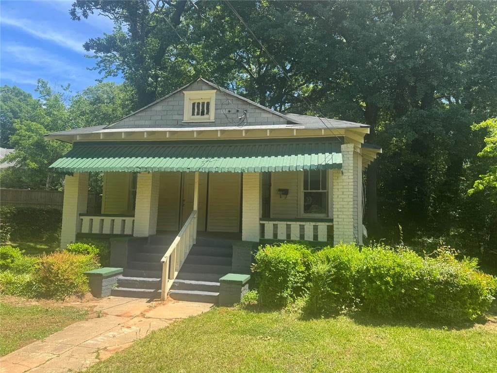 duplex sold at 384 Hopkins Street, Atlanta, GA 30310