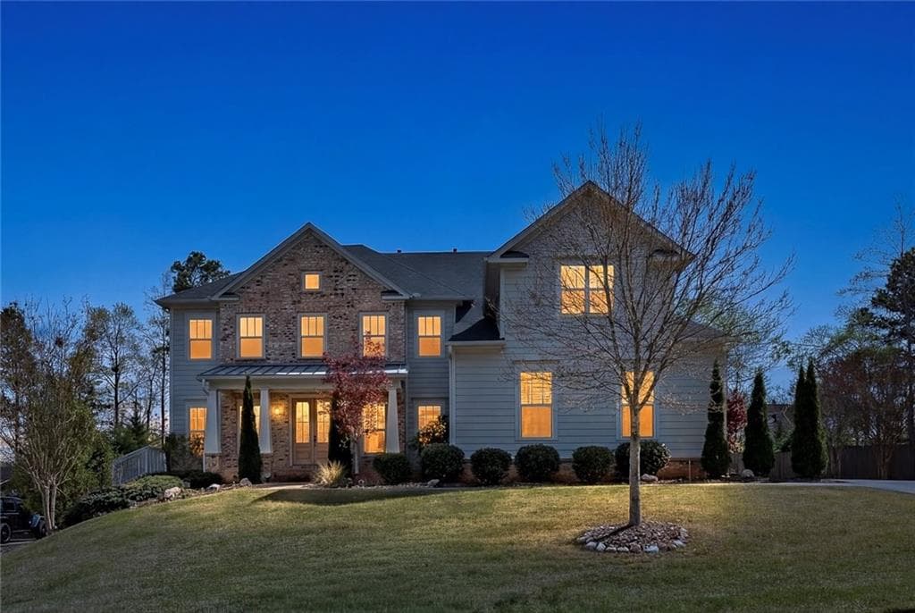 5 bedroom, 5 bathroom, 6,069 sq ft single family residence for sale at 6525 Canyon Cove, Cumming, GA 30028 — photo 2