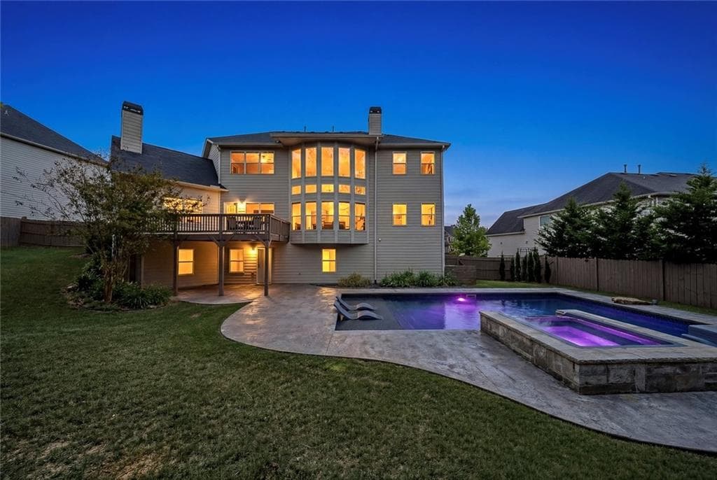 5 bedroom, 5 bathroom, 6,069 sq ft single family residence for sale at 6525 Canyon Cove, Cumming, GA 30028 — photo 3