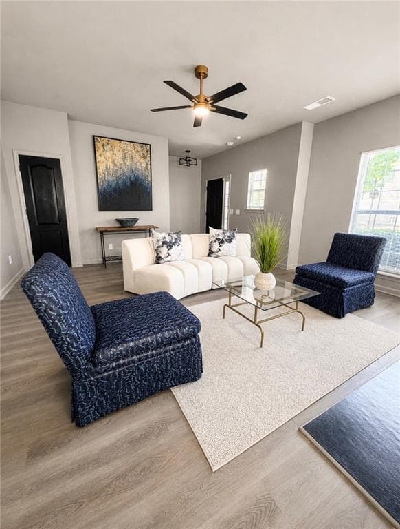 3 bedroom, 3 bathroom, 2,056 sq ft single family residence for sale at 3142 Imperial Circle, Atlanta, GA 30311 — photo 3