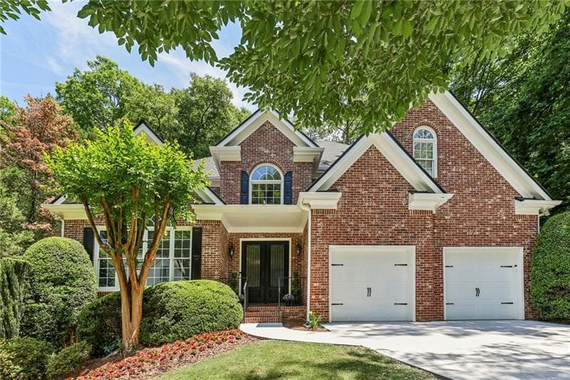 5 bedroom, 4 bathroom, 5,308 sq ft single family residence under contract at 11 Wieuca Trace, Atlanta, GA 30342 — photo 4