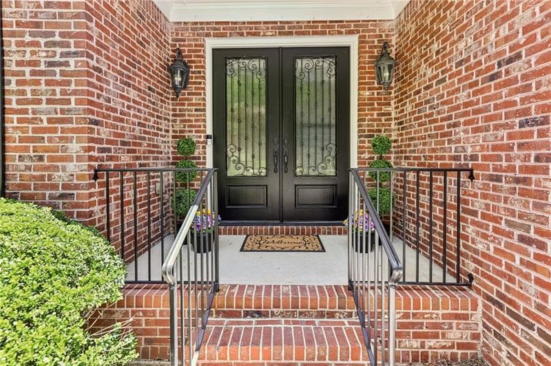 5 bedroom, 4 bathroom, 5,308 sq ft single family residence under contract at 11 Wieuca Trace, Atlanta, GA 30342 — photo 5