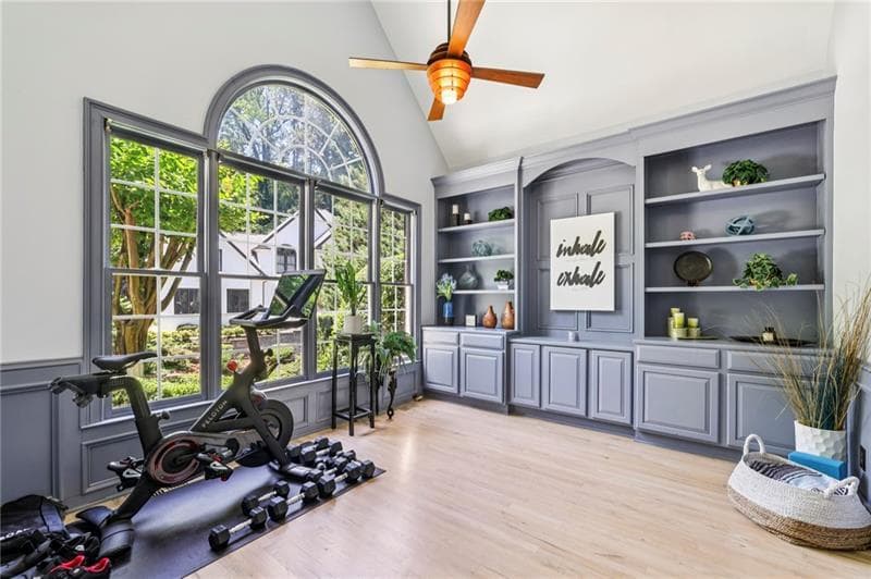 5 bedroom, 4 bathroom, 5,308 sq ft single family residence under contract at 11 Wieuca Trace, Atlanta, GA 30342 — photo 7