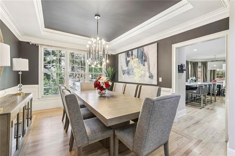 5 bedroom, 4 bathroom, 5,308 sq ft single family residence under contract at 11 Wieuca Trace, Atlanta, GA 30342 — photo 8