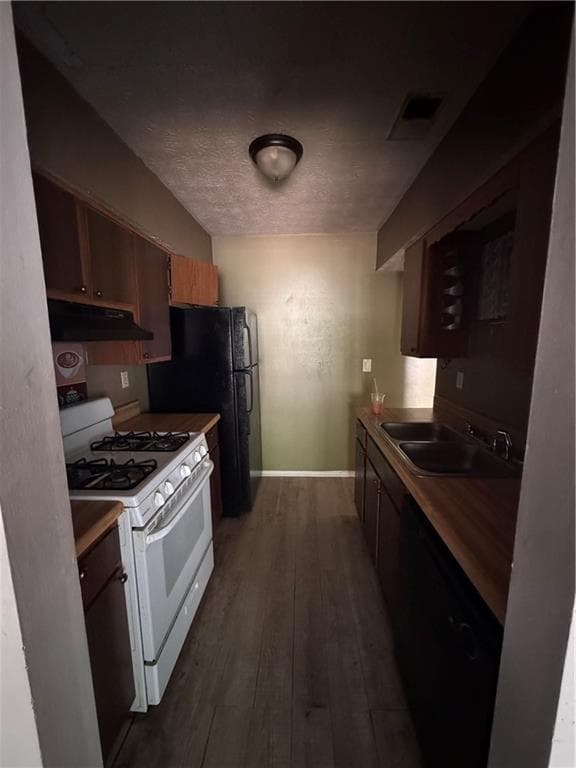 3 bedroom, 3 bathroom, 1,466 sq ft townhouse for sale at 1602 Pine Tree Trail, Atlanta, GA 30349 — photo 6