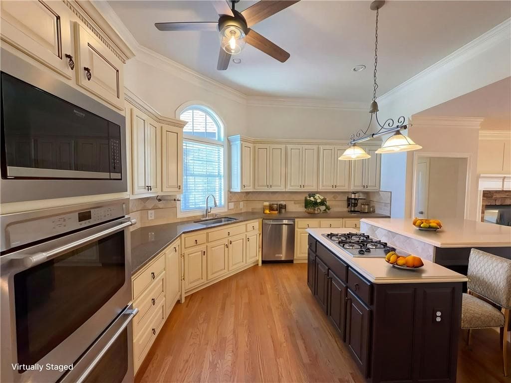 4 bedroom, 4 bathroom, 4,200 sq ft single family residence for sale at 1225 Ewing Ives Drive, Dacula, GA 30019 — photo 4