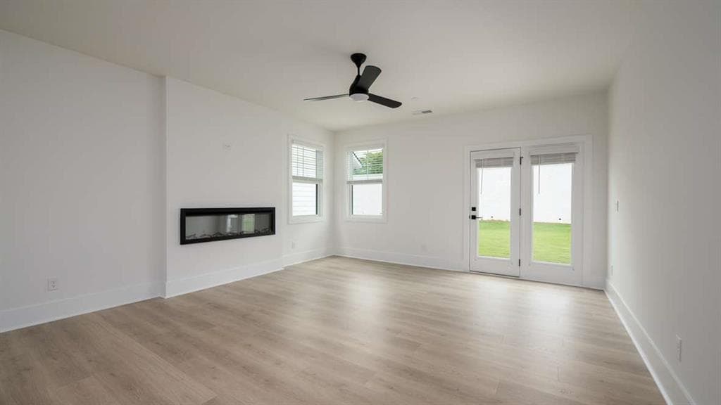 5 bedroom, 4 bathroom, 2,742 sq ft single family residence for sale at 1895 Glasswing Court, Marietta, GA 30066 — photo 8