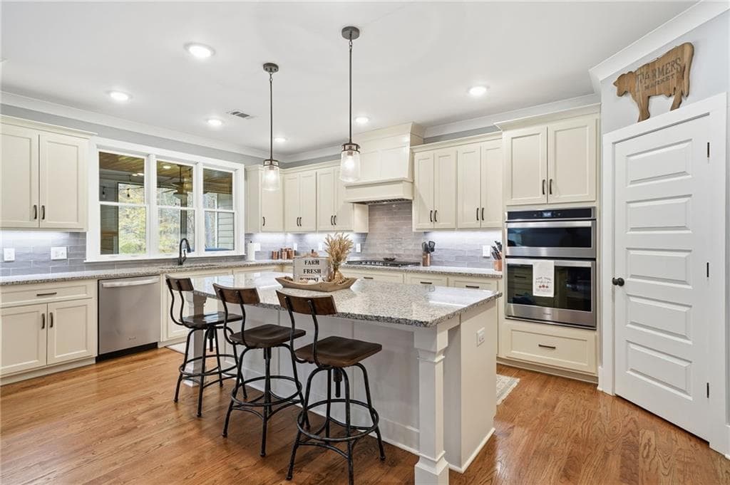 5 bedroom, 3 bathroom, 3,891 sq ft single family residence under contract at 227 Wilshire Terrace, Canton, GA 30114 — photo 10