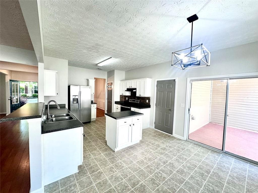 4 bedroom, 3 bathroom, 2,040 sq ft single family residence for sale at 808 Inkberry Road, Canton, GA 30114 — photo 6