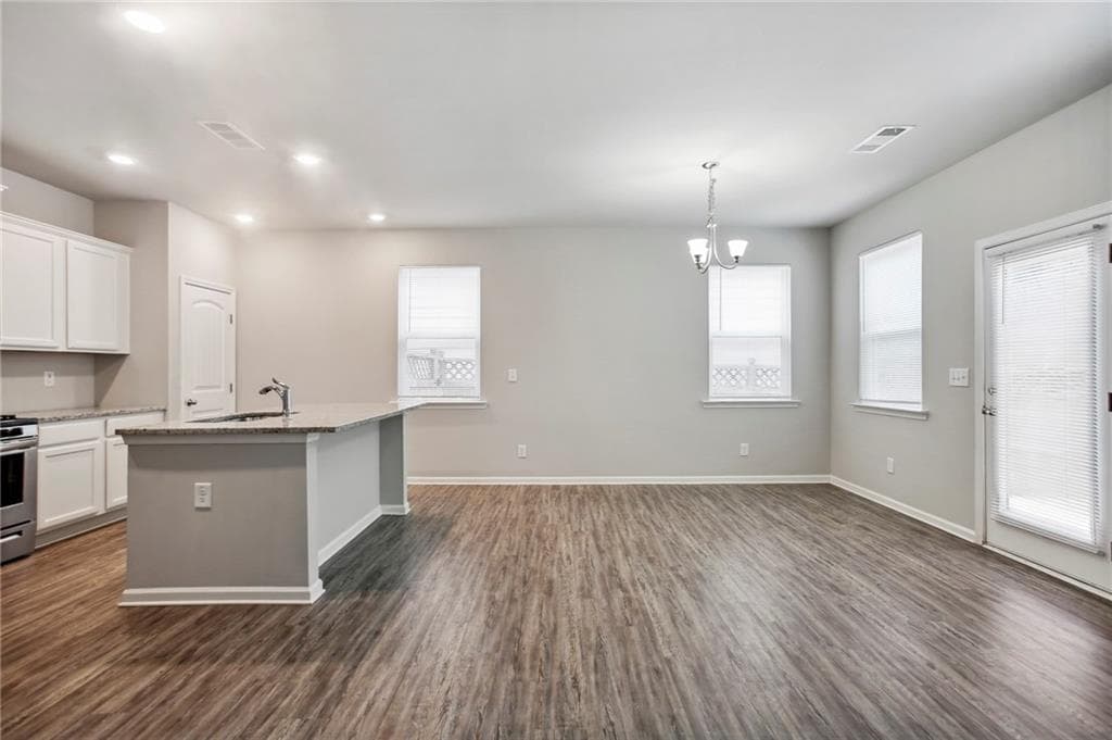 3 bedroom, 3 bathroom, 1,905 sq ft single family residence for rent at 212 Ridge Valley Drive, Woodstock, GA 30189 for $2,100 a month — photo 5